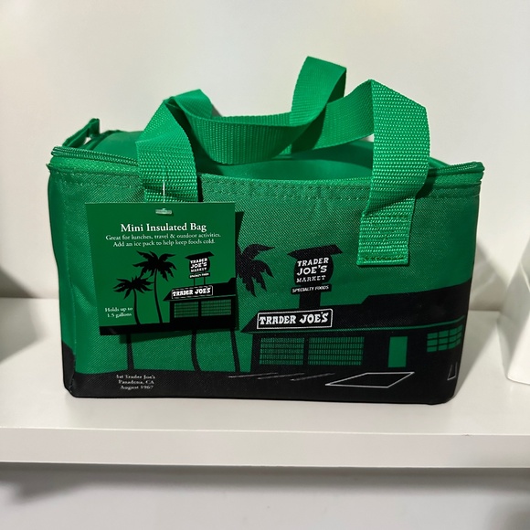 Trader Joes Mini Cooler Bag - Green - Picture 1 of 2